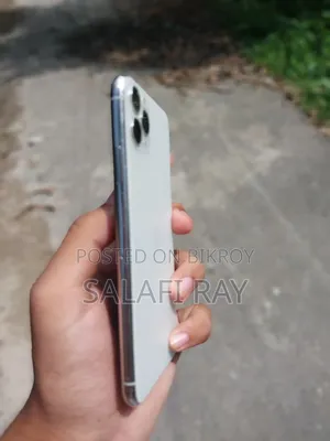 Apple iPhone 11 Pro Max 64 GB White