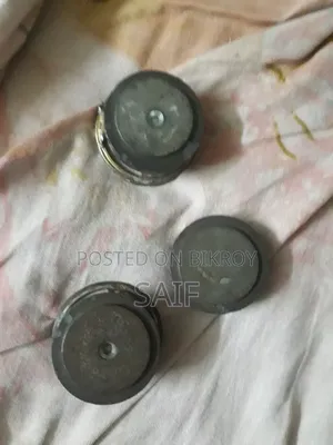 Urgent Sale - 2 Speakers + 3 Magnets