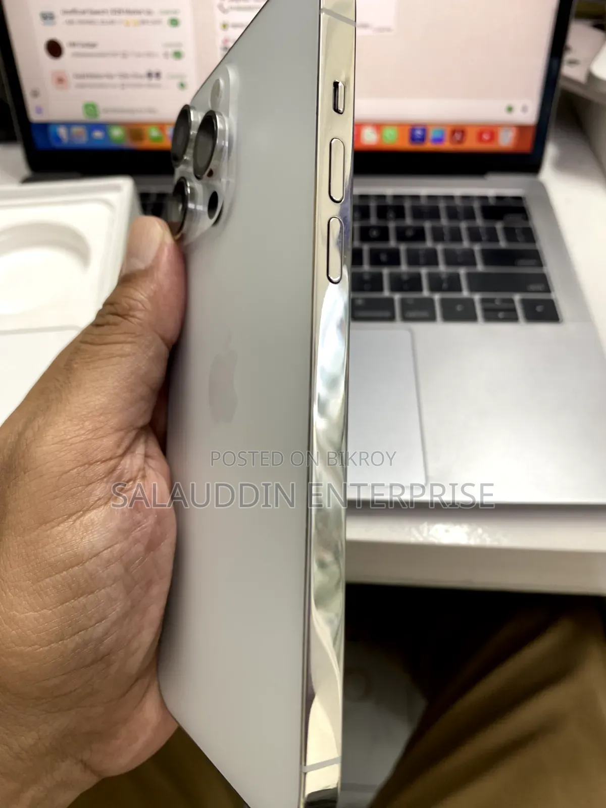 অ্যাপল আইফোন ১৪ প্রো ম্যাক্স ১২৮ জিবি সিলভার