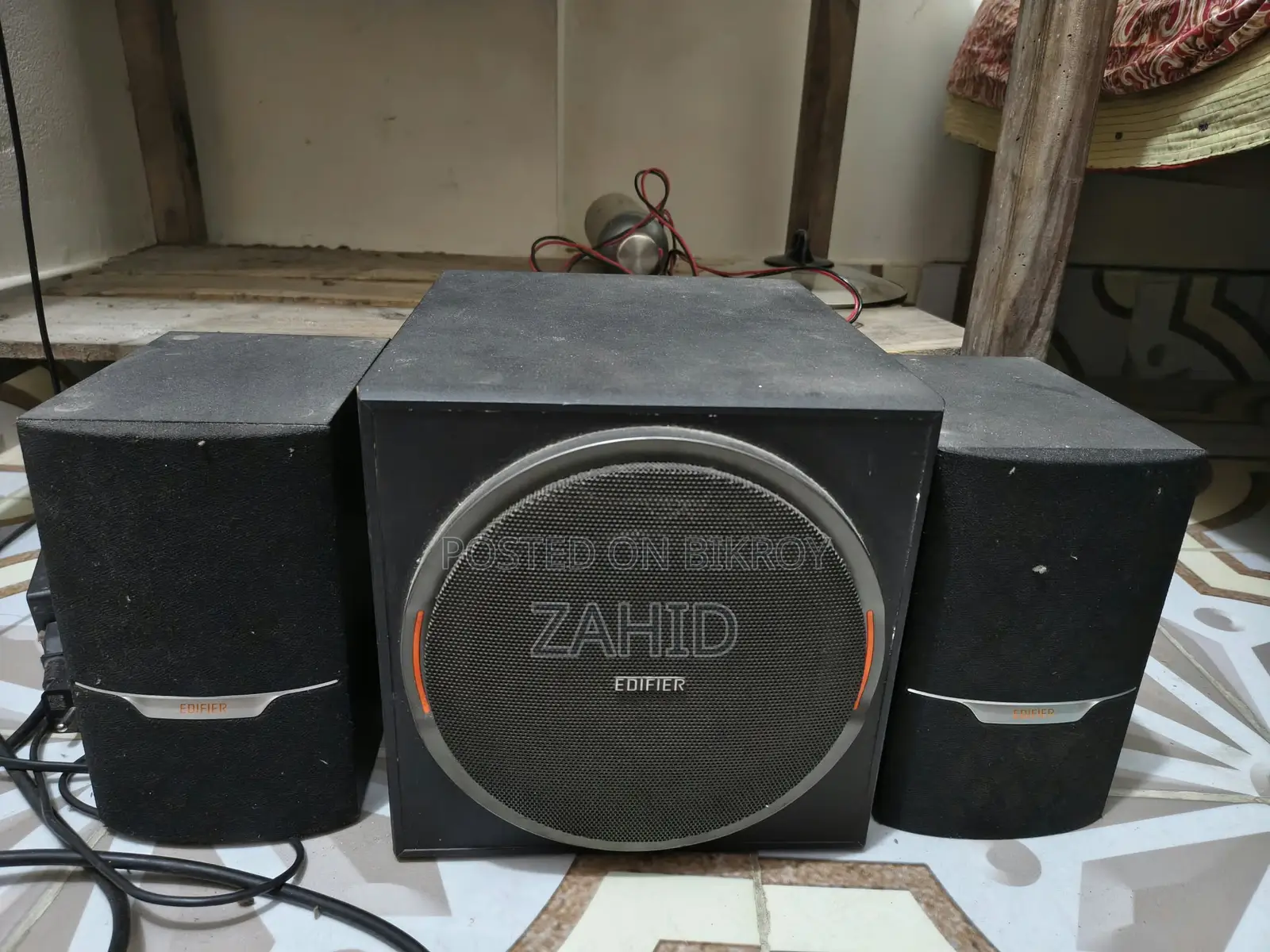 এডিফায়ার মাল্টিমিডিয়া স্পিকার এক্সএম৩ বিটি (২:১)