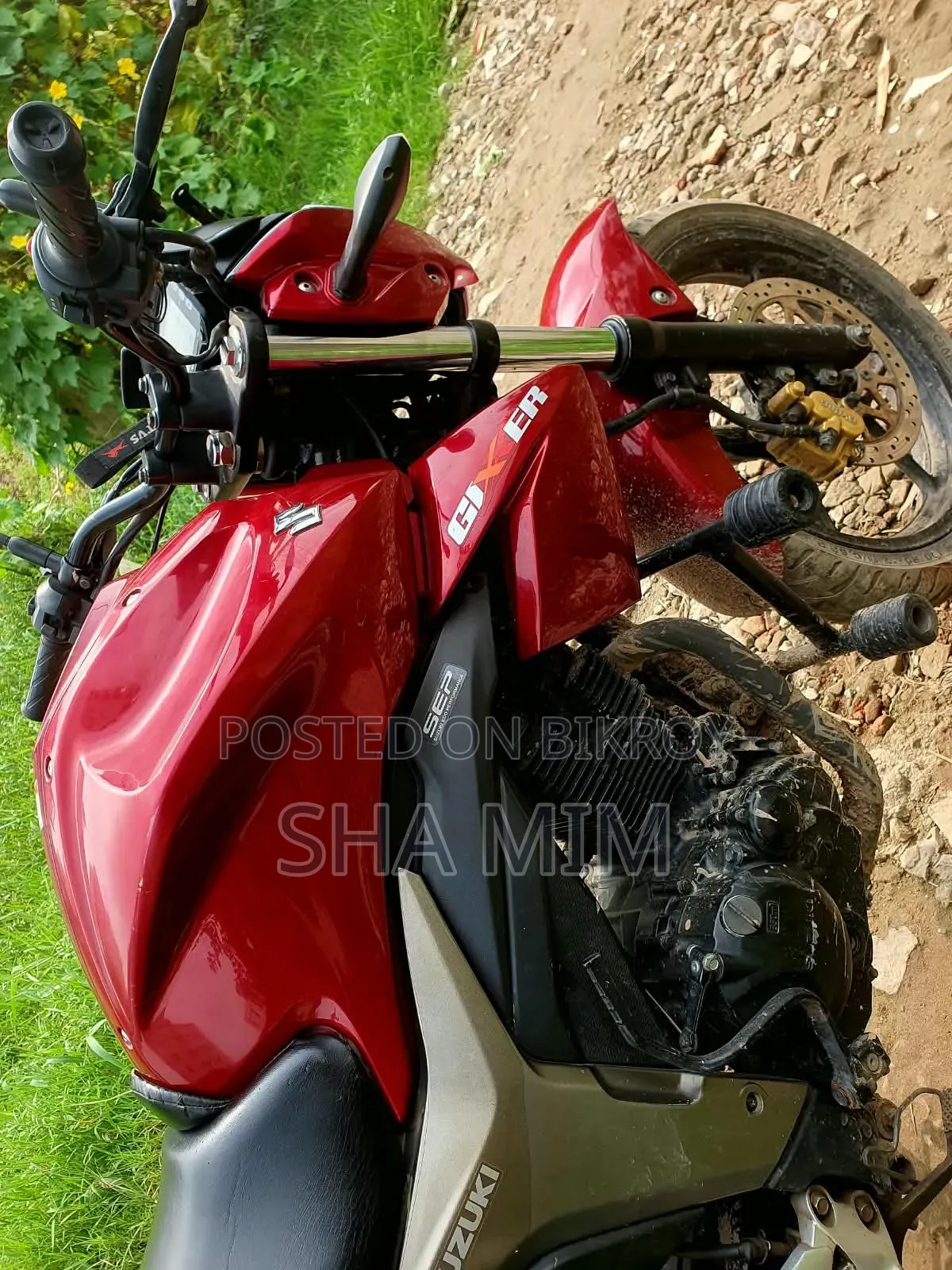 সুজুকি গিক্সার ২০২১ লাল