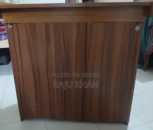 Computer table for sale
