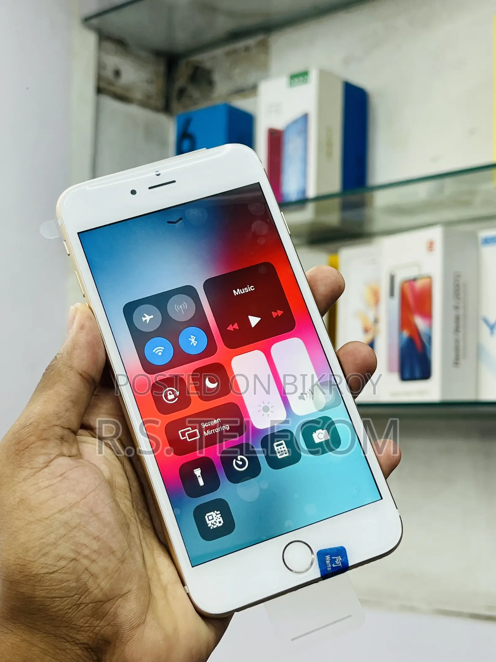 নিউ অ্যাপল আইফোন ৬ প্লাস ৬৪ জিবি গোল্ড