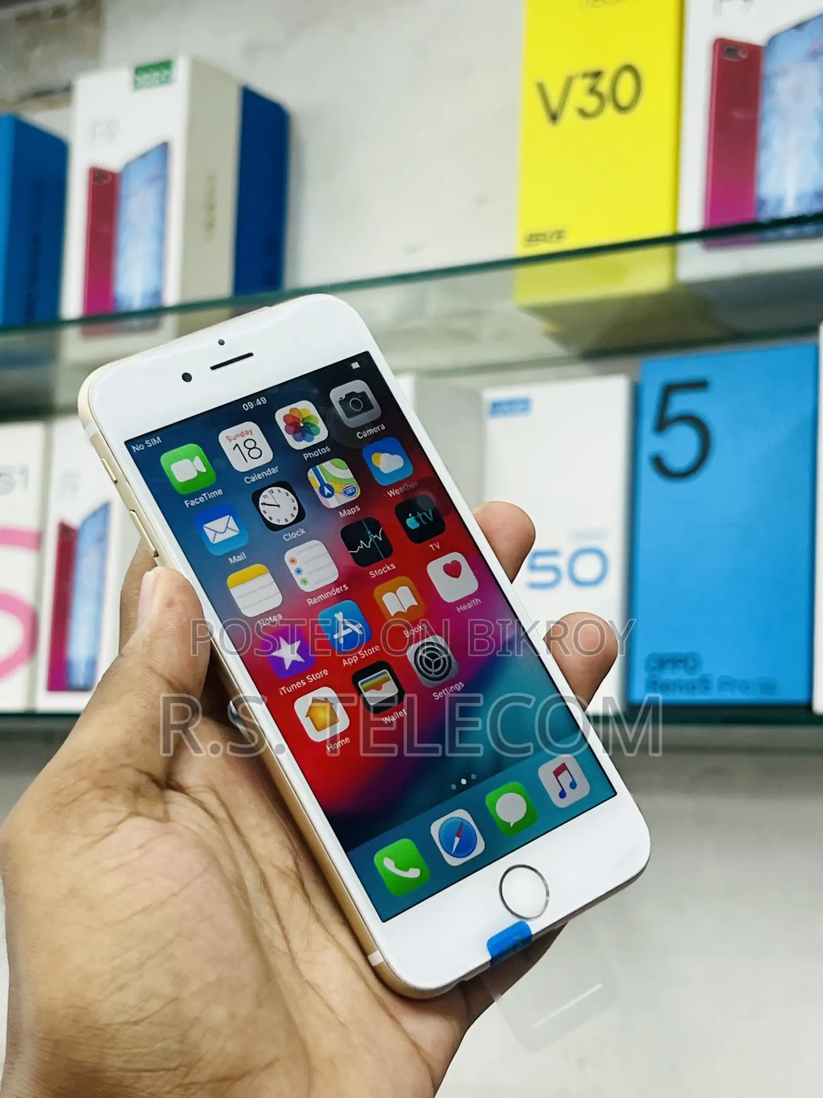 New Apple iPhone 6 64 GB Gold