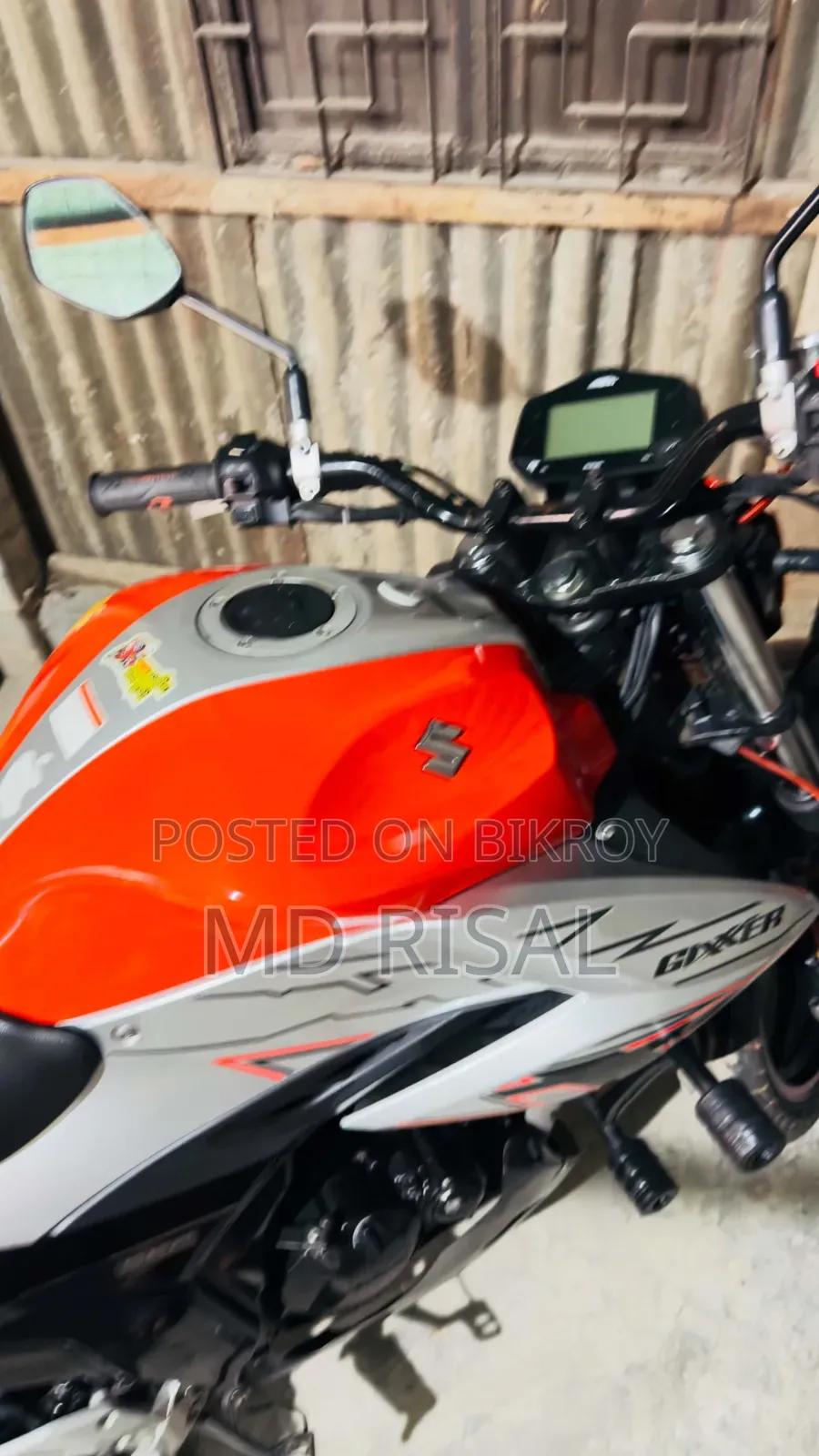 সুজুকি জিক্সার ২০২৪ অরেঞ্জ