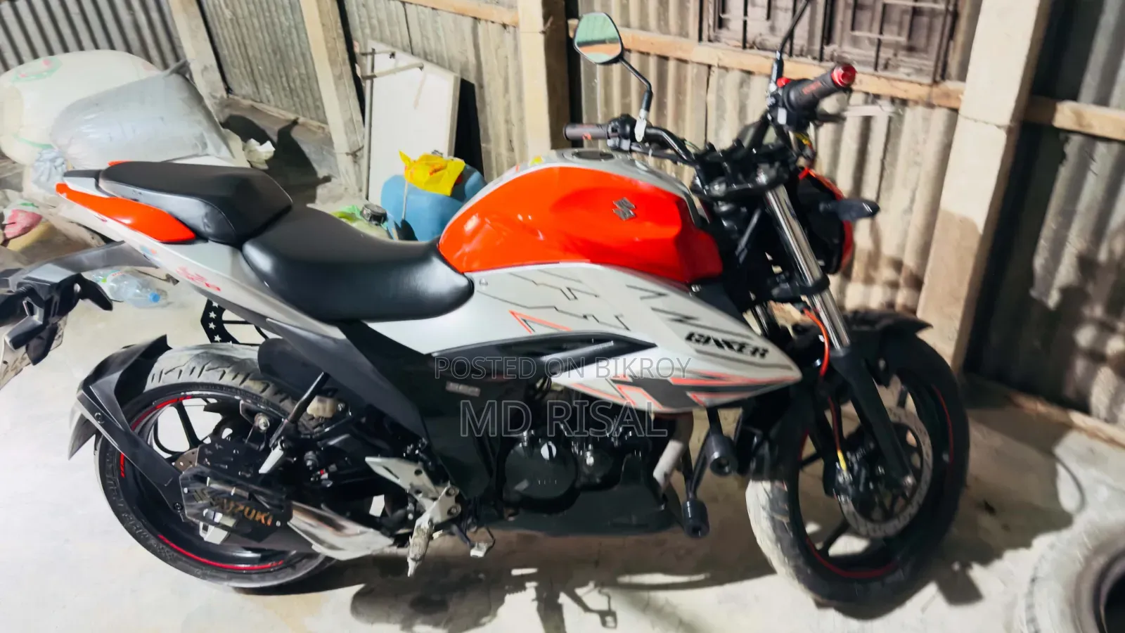 সুজুকি জিক্সার ২০২৪ অরেঞ্জ