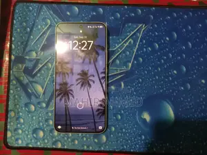 আইকিউওও ১৫ ৫১২ জিবি সাদা