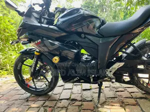 সুজুকি জিক্সার এসএফ ২০১৮ কালো