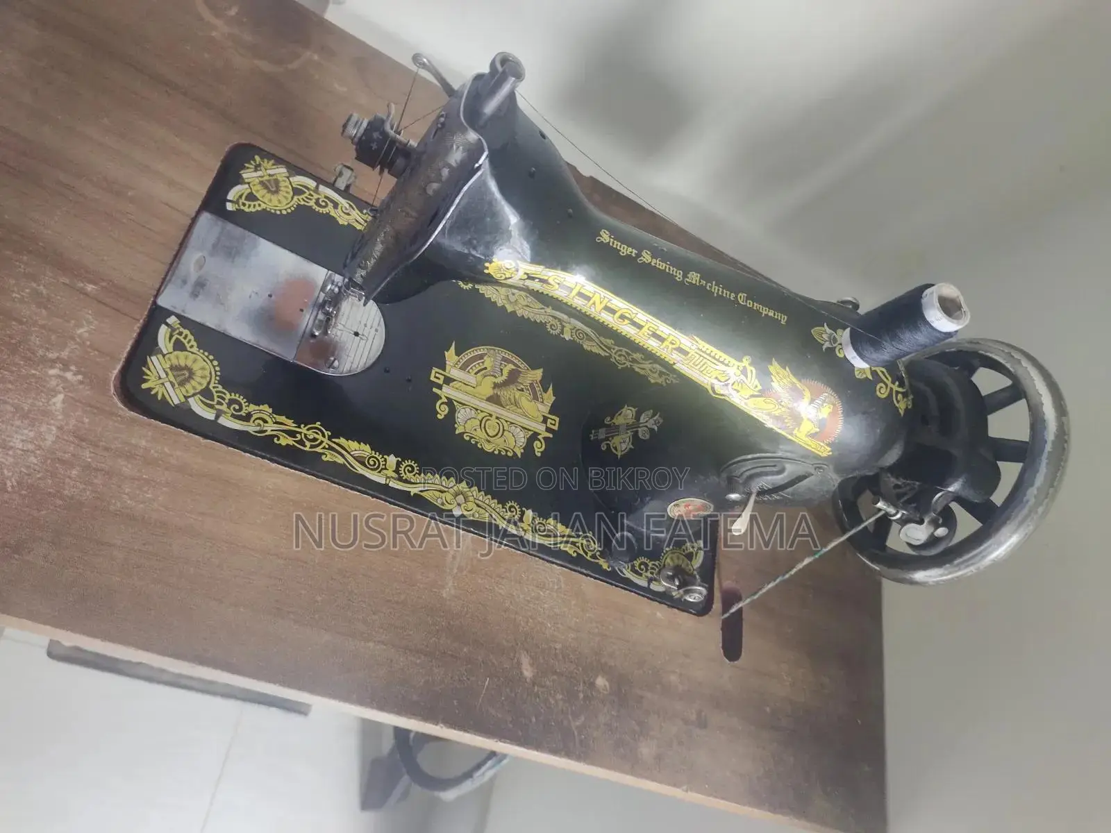 Singer Manual Pedal Sewing Machine With Stand
