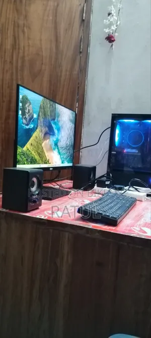 Desktop Computer MSI 8GB Intel Core i5 SSD 256GB