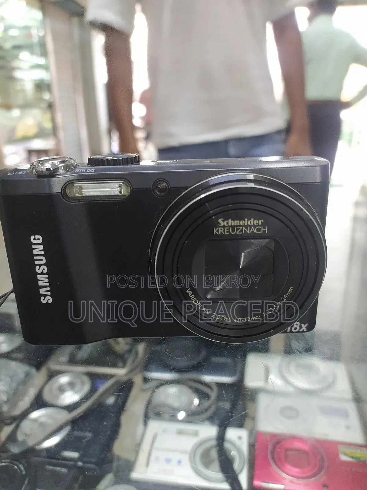 Samsung WB 690 Camera