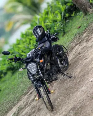 সুজুকি গিক্সার ২০২৪ ব্ল্যাক
