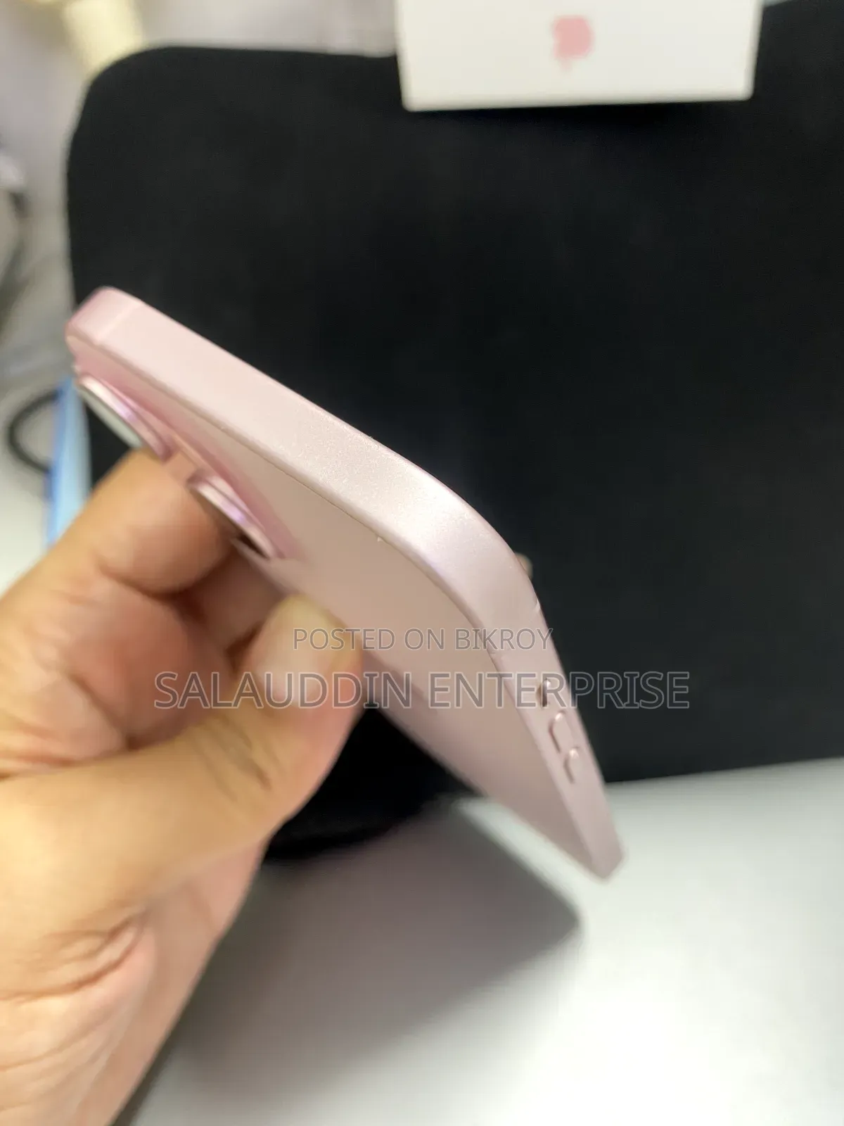Apple iPhone 15 128 GB Pink