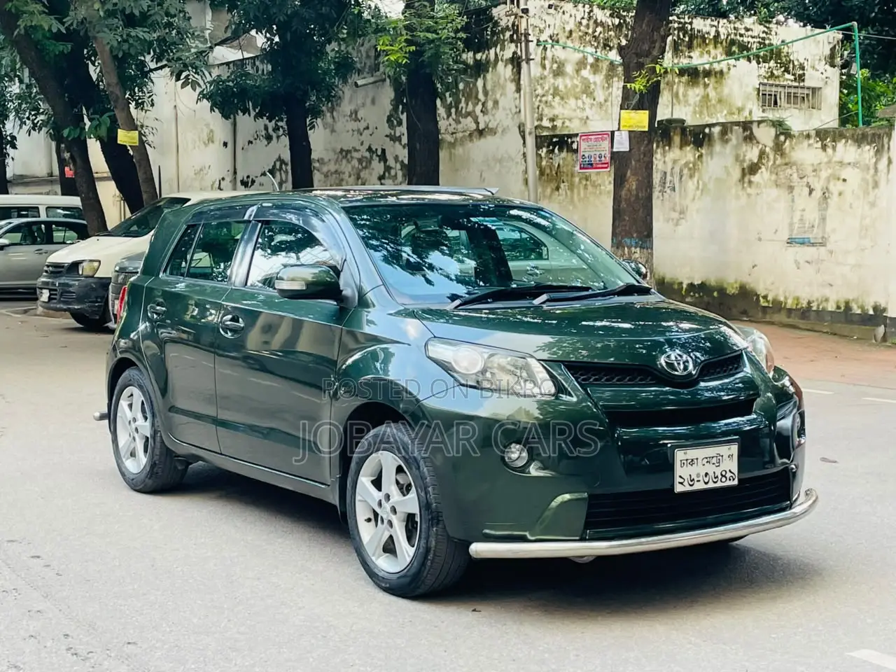 New Toyota IST 2011 Green