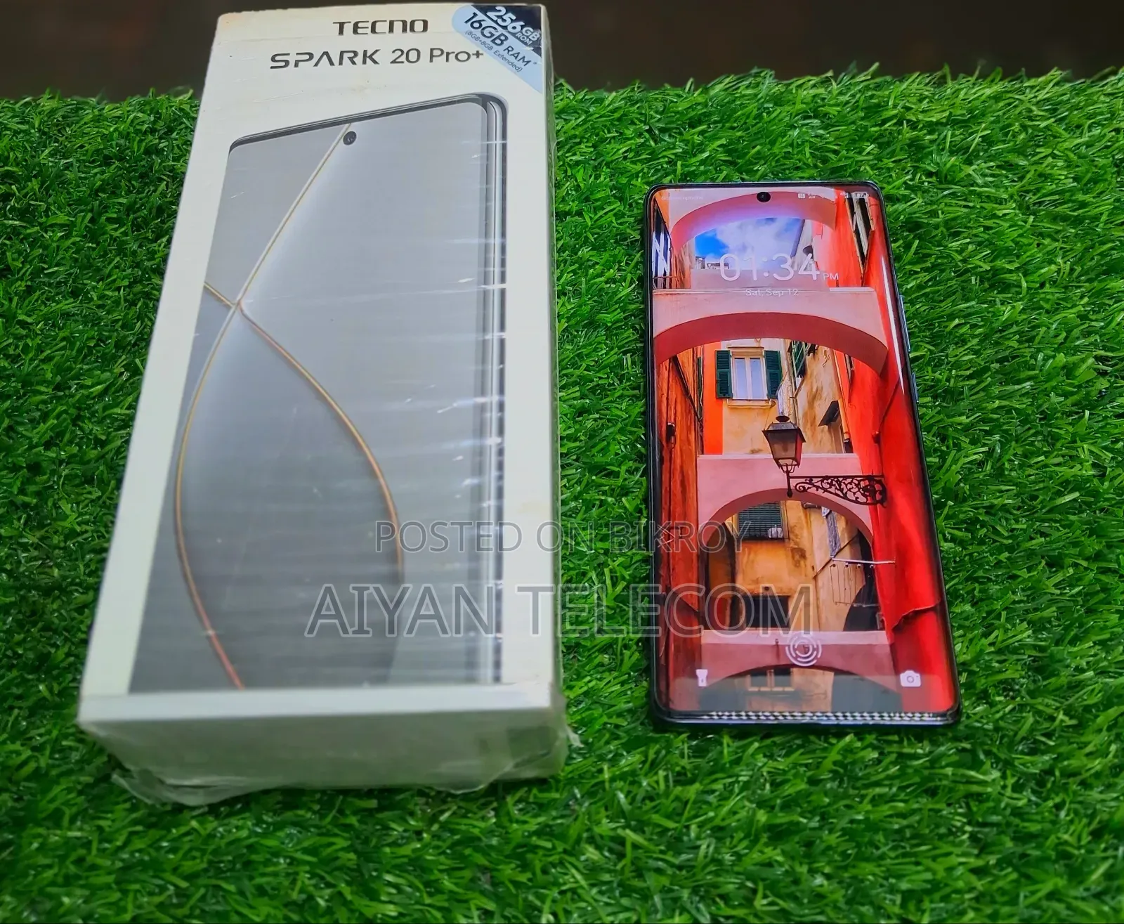 টেকনো স্পার্ক ২০ প্রো প্লাস ২৫৬ জিবি ব্ল্যাক