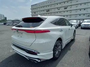 Toyota Harrier Z 2021 Pearl