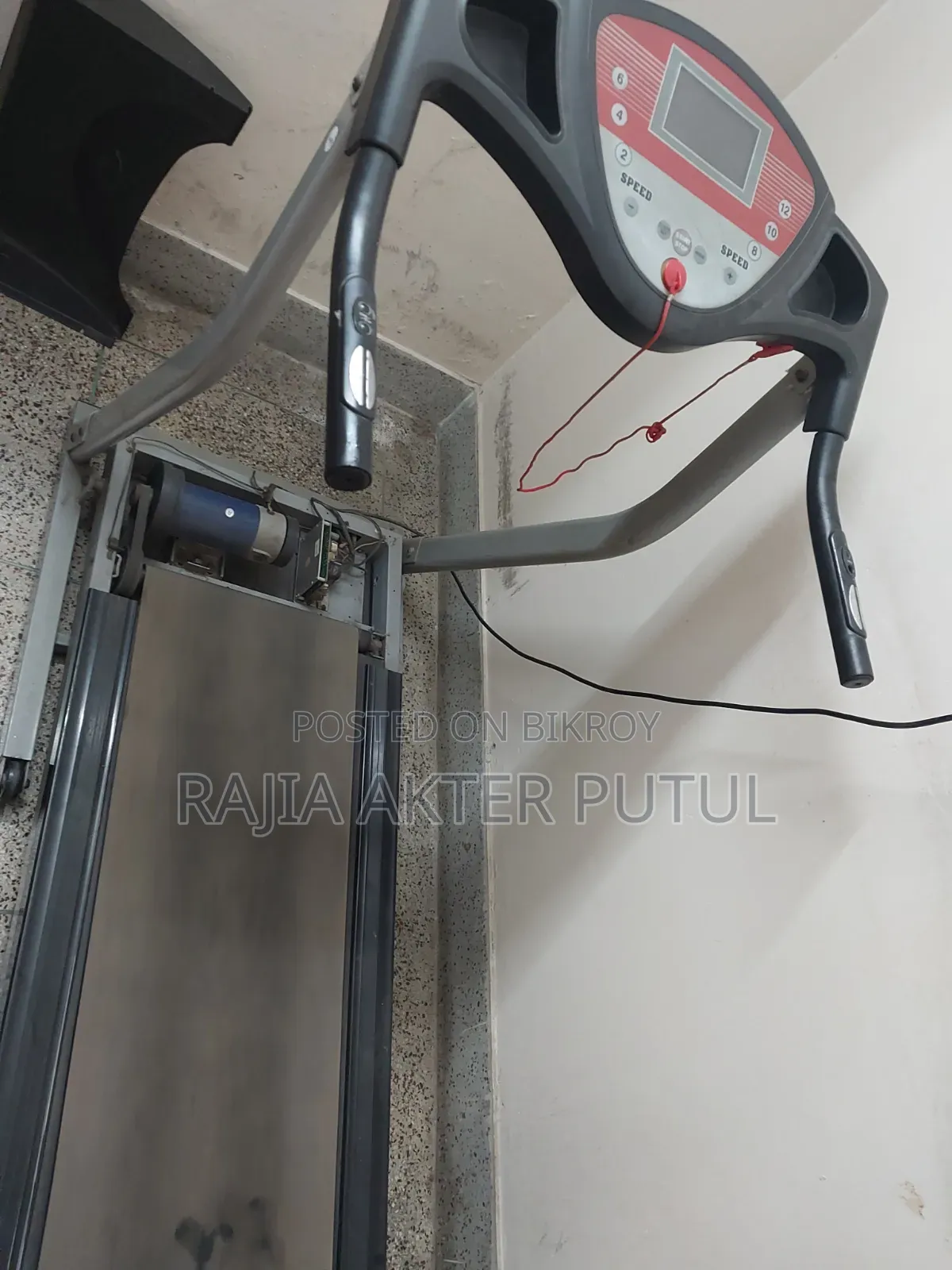 Treadmill by Jada