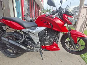TVS Apache RTR 160 4V 2019 Red