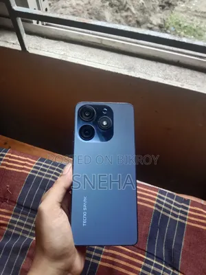 নতুন টেকনো স্পার্ক ১০ প্রো ১২৮ জিবি কালো