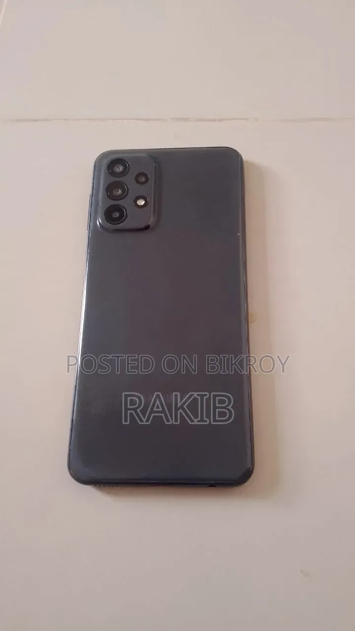 স্যামসাং ১২৮ জিবি কালো