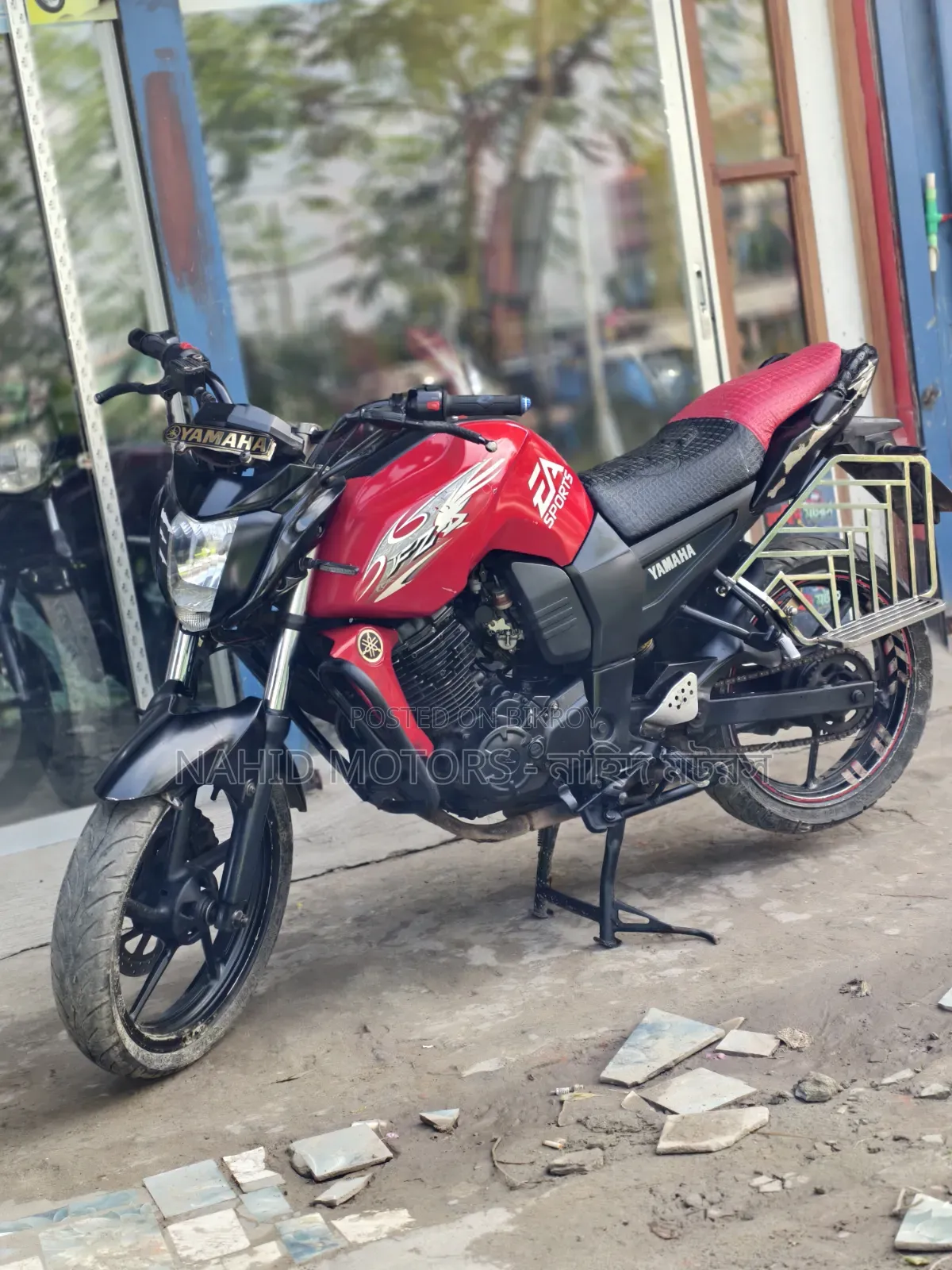 Yamaha FZ 2015 Red