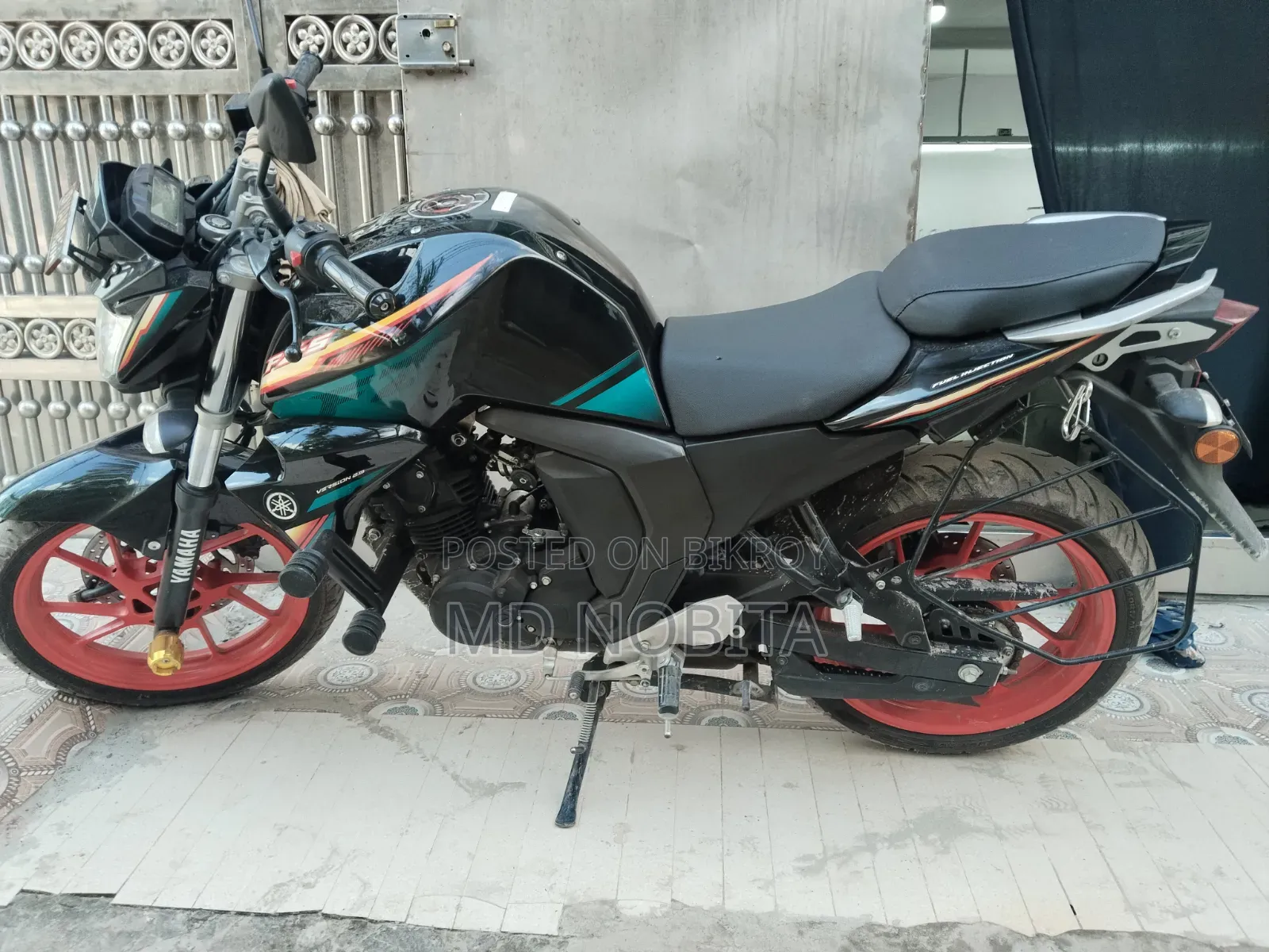 Yamaha FZS V2 2026 Black