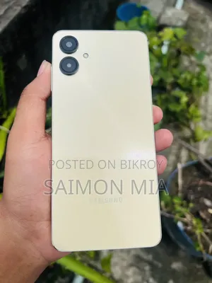 Samsung Galaxy A06 128 GB Gold
