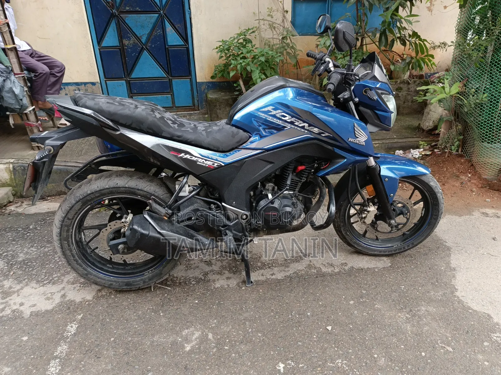 Honda Hornet 2021 Blue