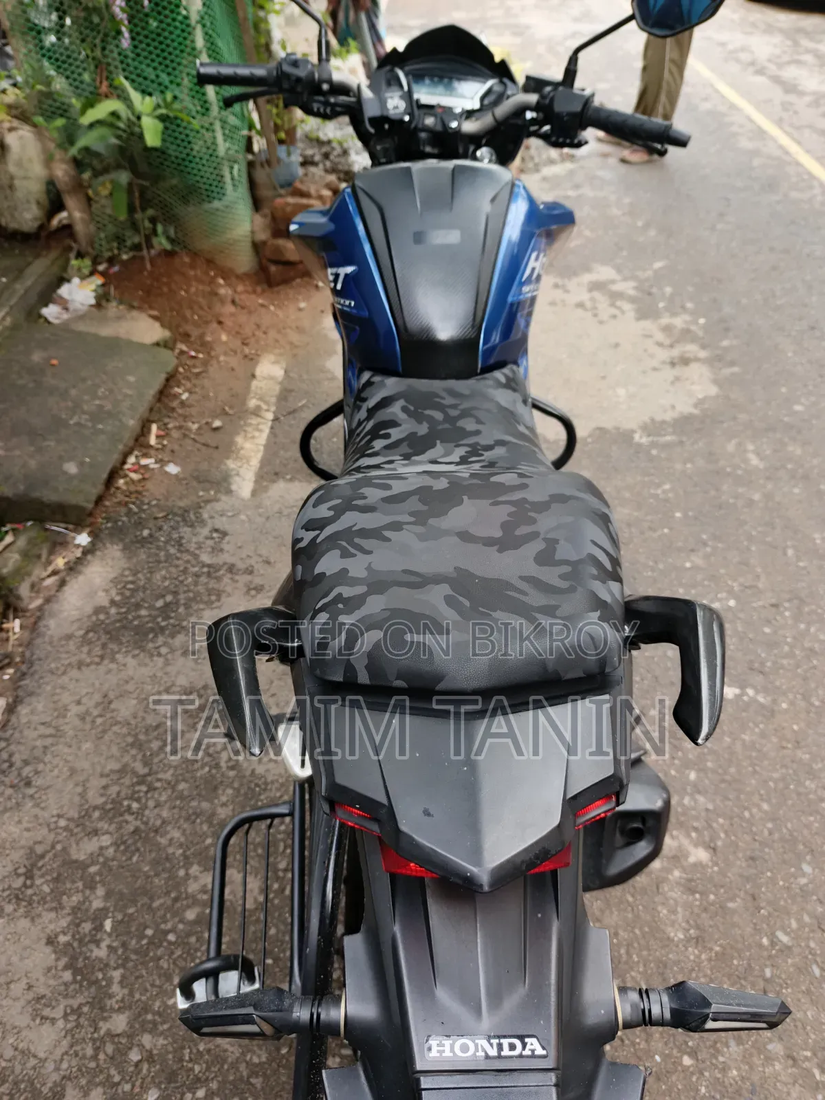 Honda Hornet 2021 Blue