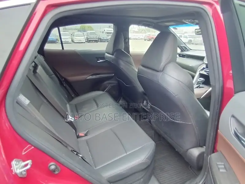 Toyota Harrier 2.5 Hybrid 2021 Red