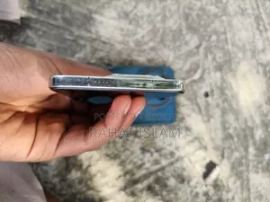 টেকনো স্পার্ক ৩০ প্রো ১২৮ জিবি হোয়াইট