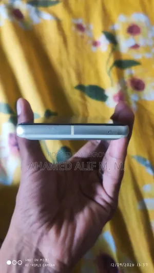 গুগল পিক্সেল ৭ ১২৮ জিবি গোল্ড
