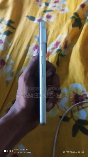 গুগল পিক্সেল ৭ ১২৮ জিবি গোল্ড