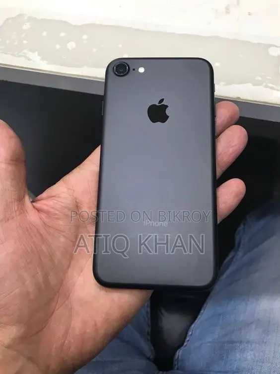 অ্যাপল আইফোন ৭ ৩২ জিবি ব্ল্যাক