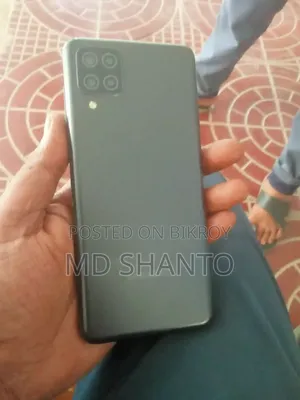 স্যামসাং গ্যালাক্সি এ১২ ৬৪ জিবি ব্ল্যাক