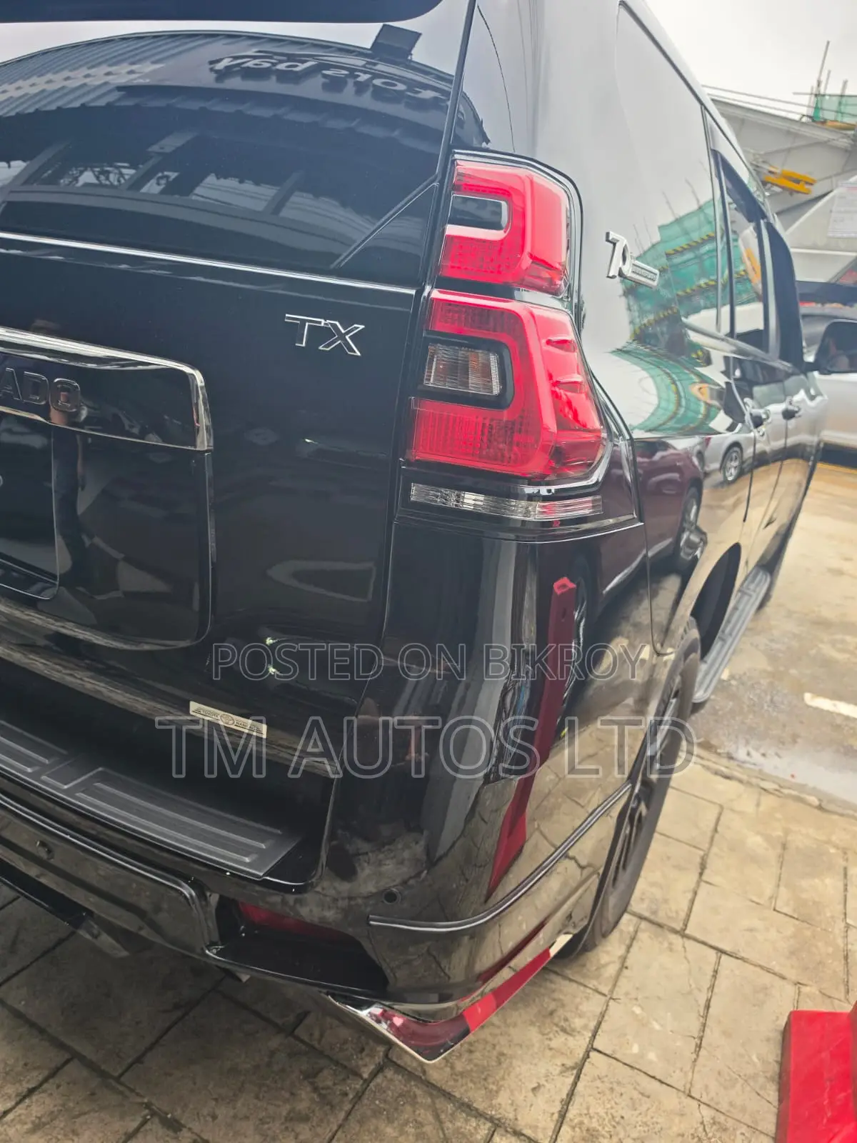 Toyota Land Cruiser Prado 2.7 2022 Black