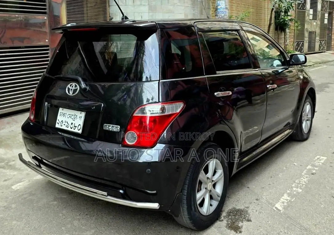 Toyota IST 2006 Black