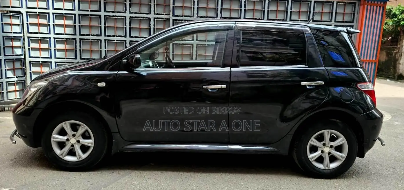 Toyota IST 2006 Black