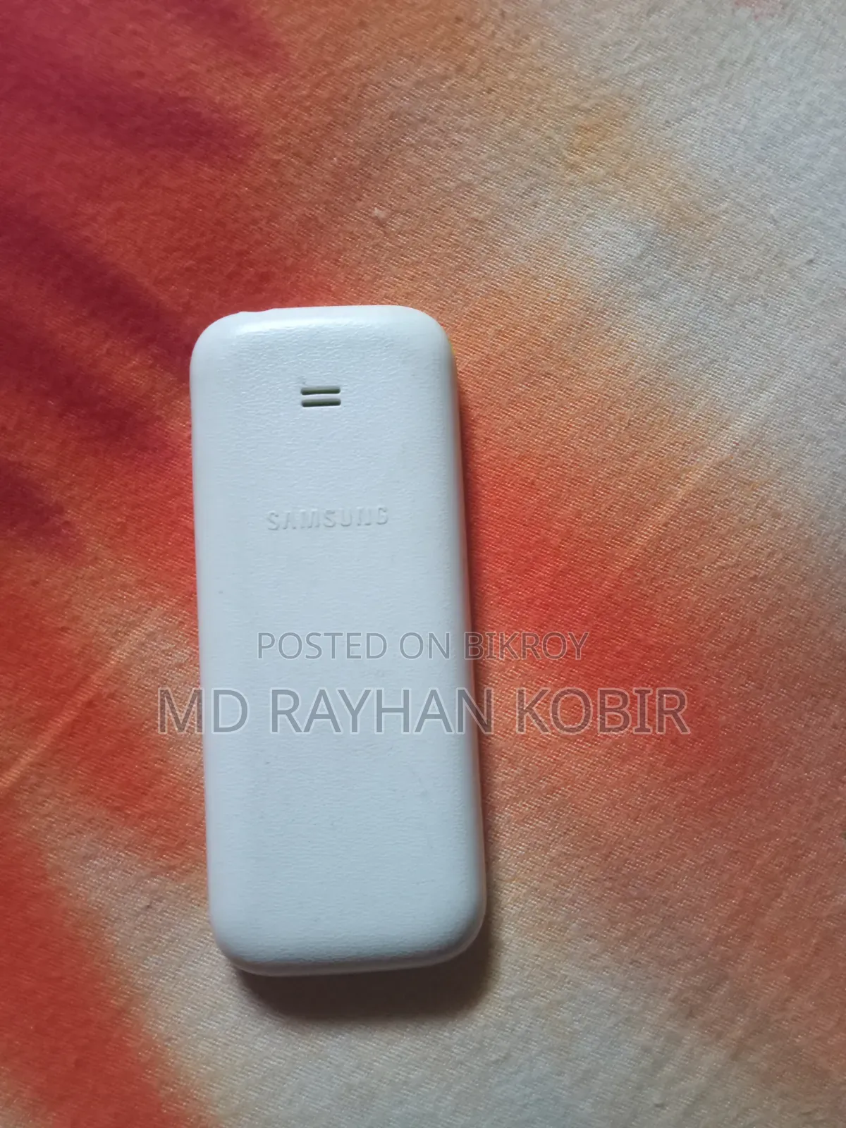 স্যামসাং বি৩১০ সাদা