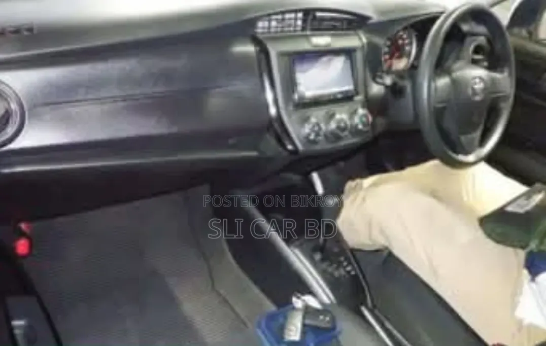 Toyota Axio 2021 White
