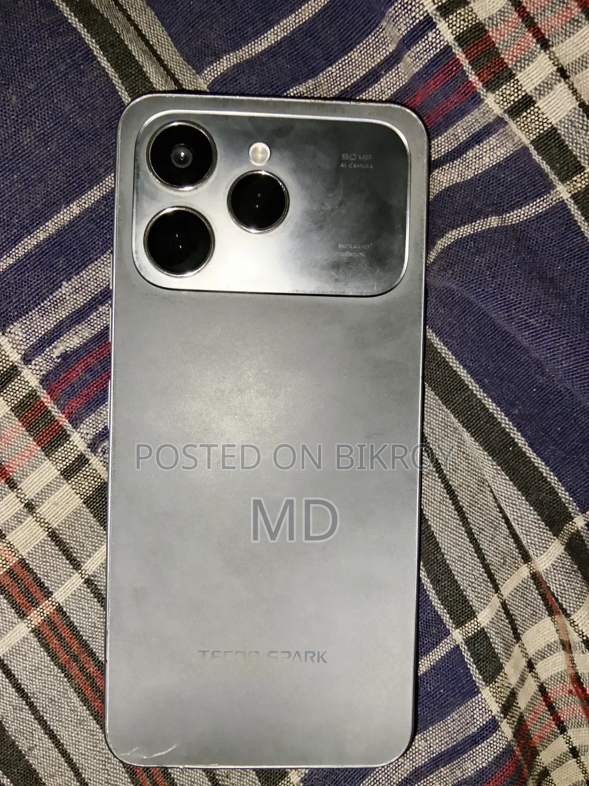 Tecno Spark 40 256 GB Silver