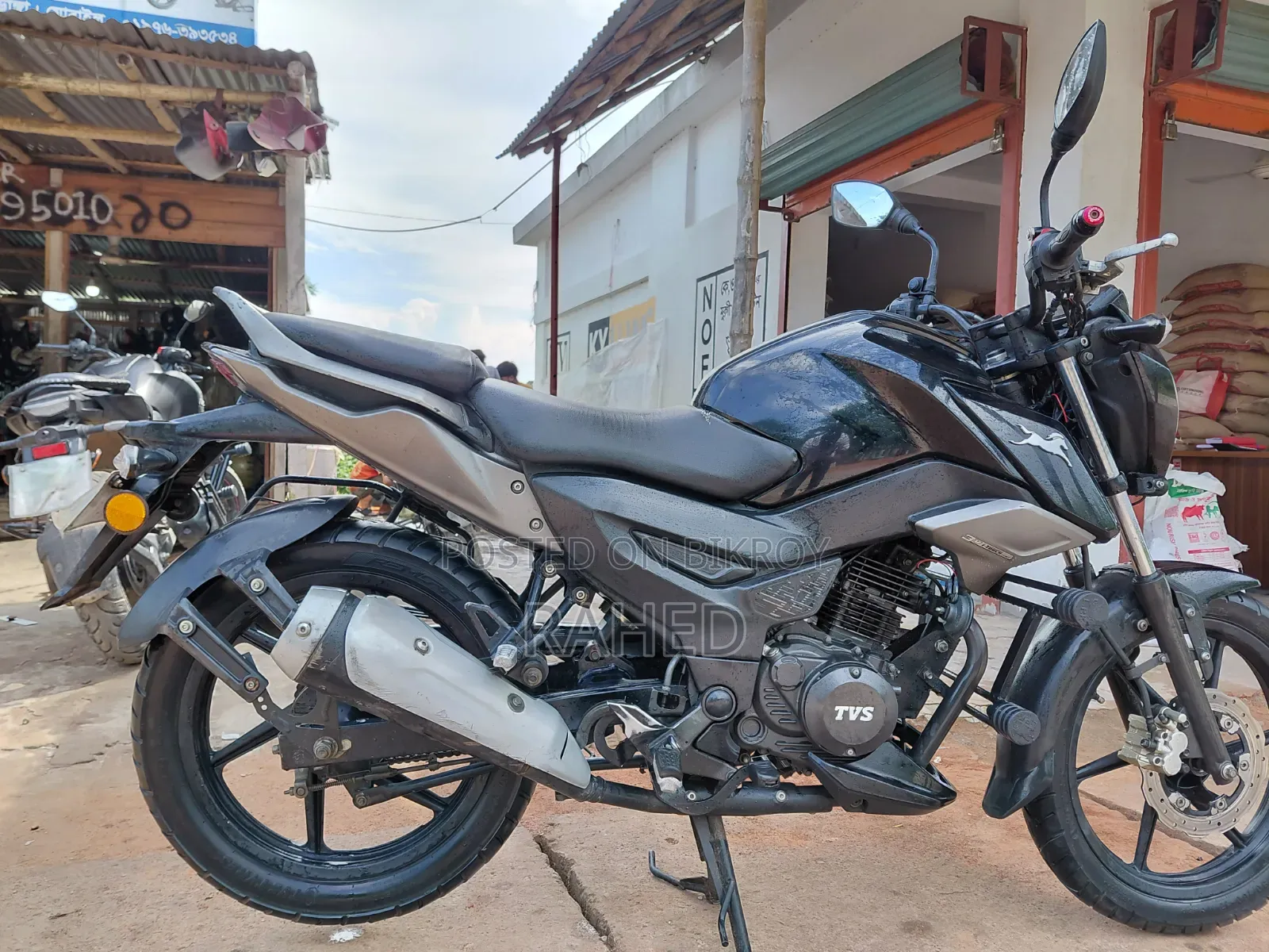 টিভিএস রাইডার ১২৫ ২০২৪ কালো