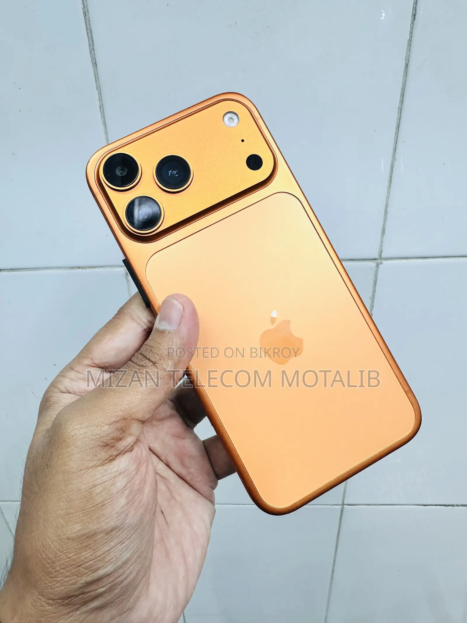 New Apple iPhone 17 Pro Max 256 GB Orange