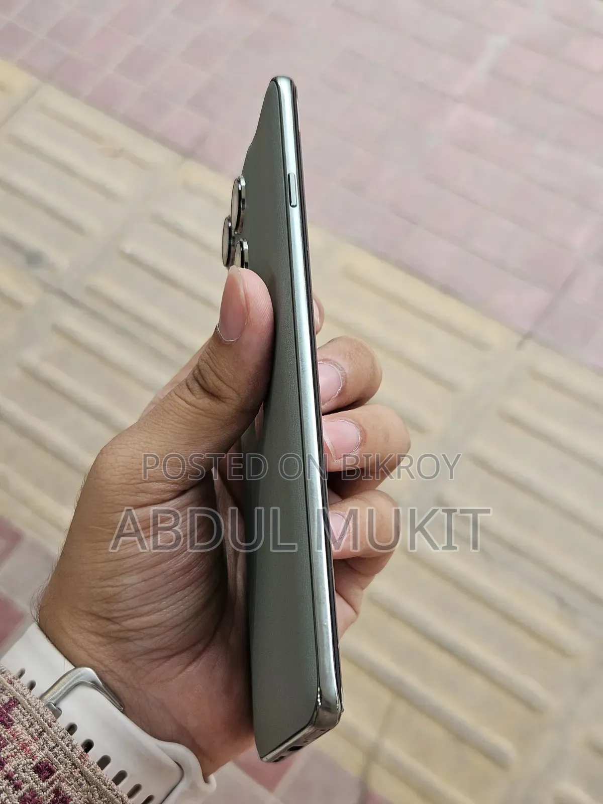 মোটোরালা এজ ৬০ প্রো ২৫৬ জিবি গ্রিন