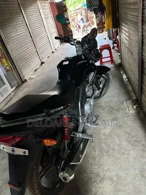 সুজুকি জিএসএক্স ১২৫ ২০২৩ ব্ল্যাক