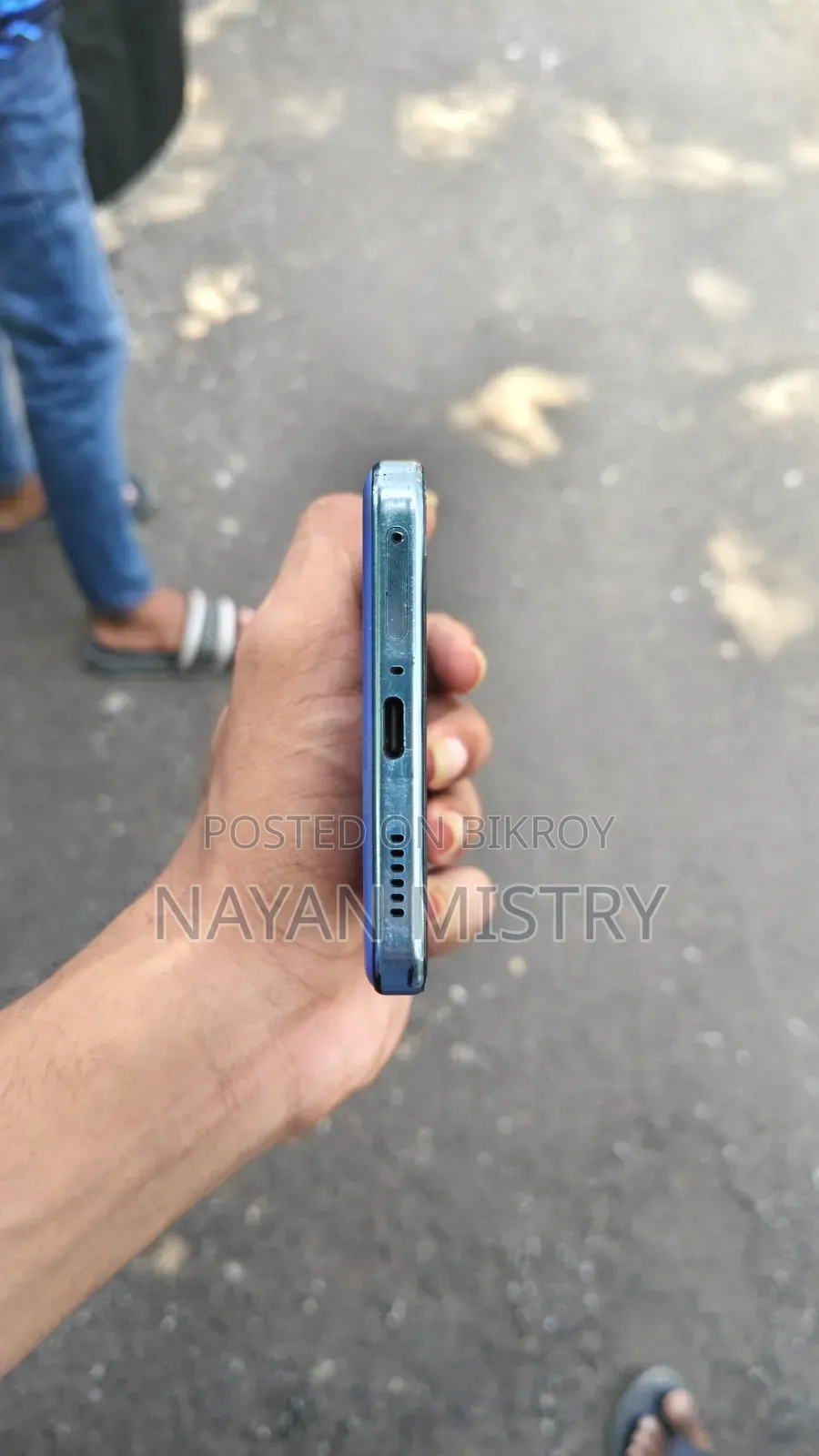 iQOO 256 GB Blue