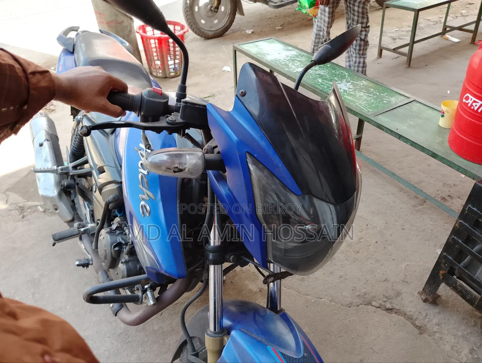 TVS Apache RTR 160 2V 2017 Blue