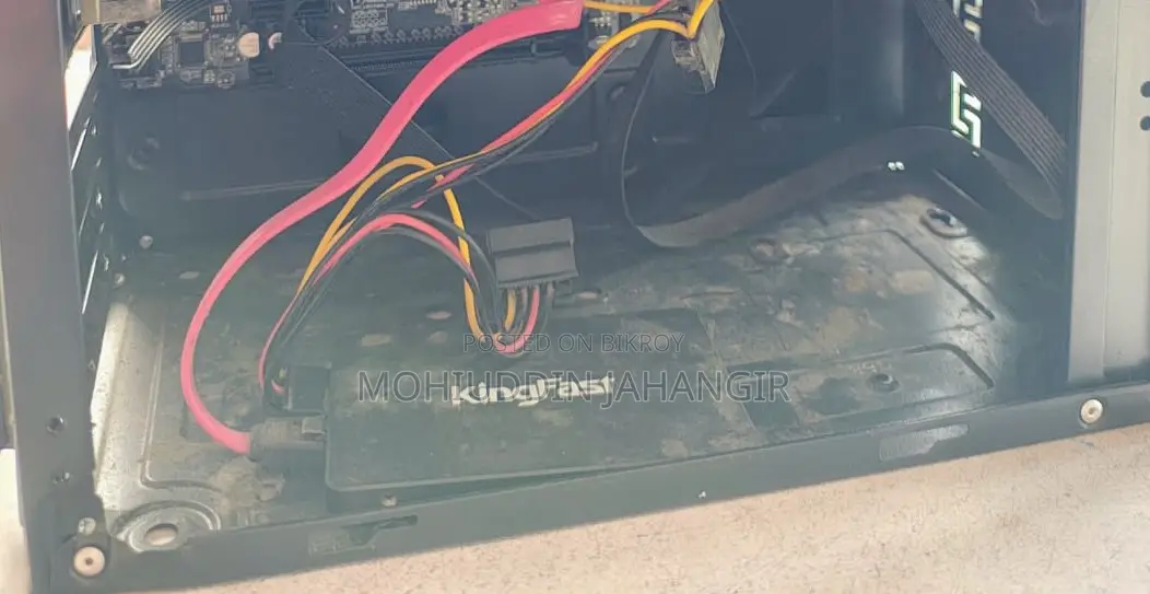 Desktop Computer MSI model 4GB RAM Intel Core i3 SSD 128GB