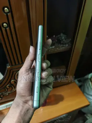 নতুন সনি এক্সপেরিয়া ৫ ৩য় সংস্করণ ১২৮ জিবি রূপালী