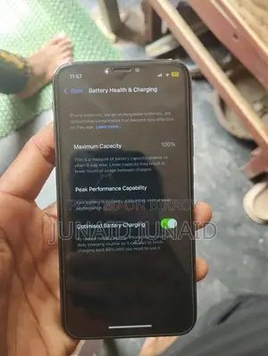 অ্যাপল আইফোন এক্স ৬৪ জিবি কালো